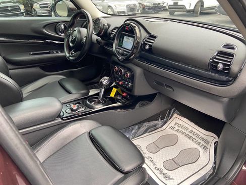 Used 2019 MINI Cooper Clubman S w/ Storage Package image 12