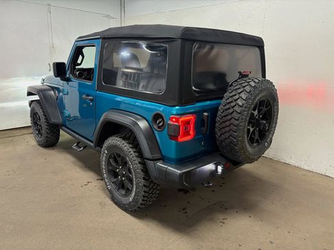 Used 2020 Jeep Wrangler Sport AWD/4WD image 7