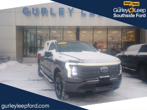 Used 2023 Ford F150 Lightning XLT image 1