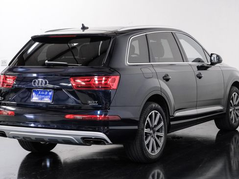 Used 2017 Audi Q7 3.0T Premium Plus image 8