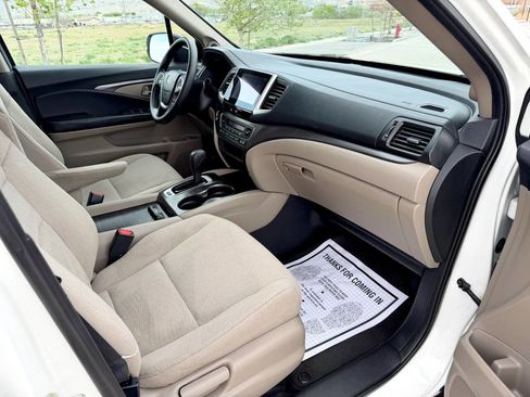 Used 2016 Honda Pilot EX image 16