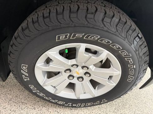 Used 2016 Chevrolet Colorado LT w/ LT Convenience Package AWD/4WD image 10