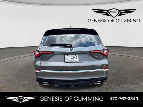 Used 2023 Acura MDX SH-AWD image 6
