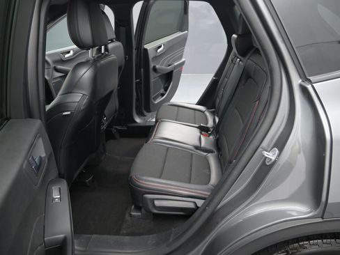 Used 2025 Ford Escape ST-Line image 15