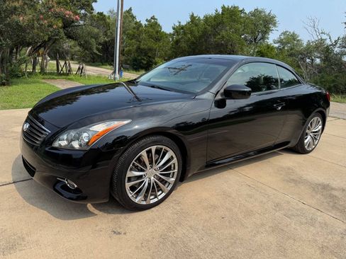 Used 2013 INFINITI G37 Convertible w/ Premium Pkg RWD image 9
