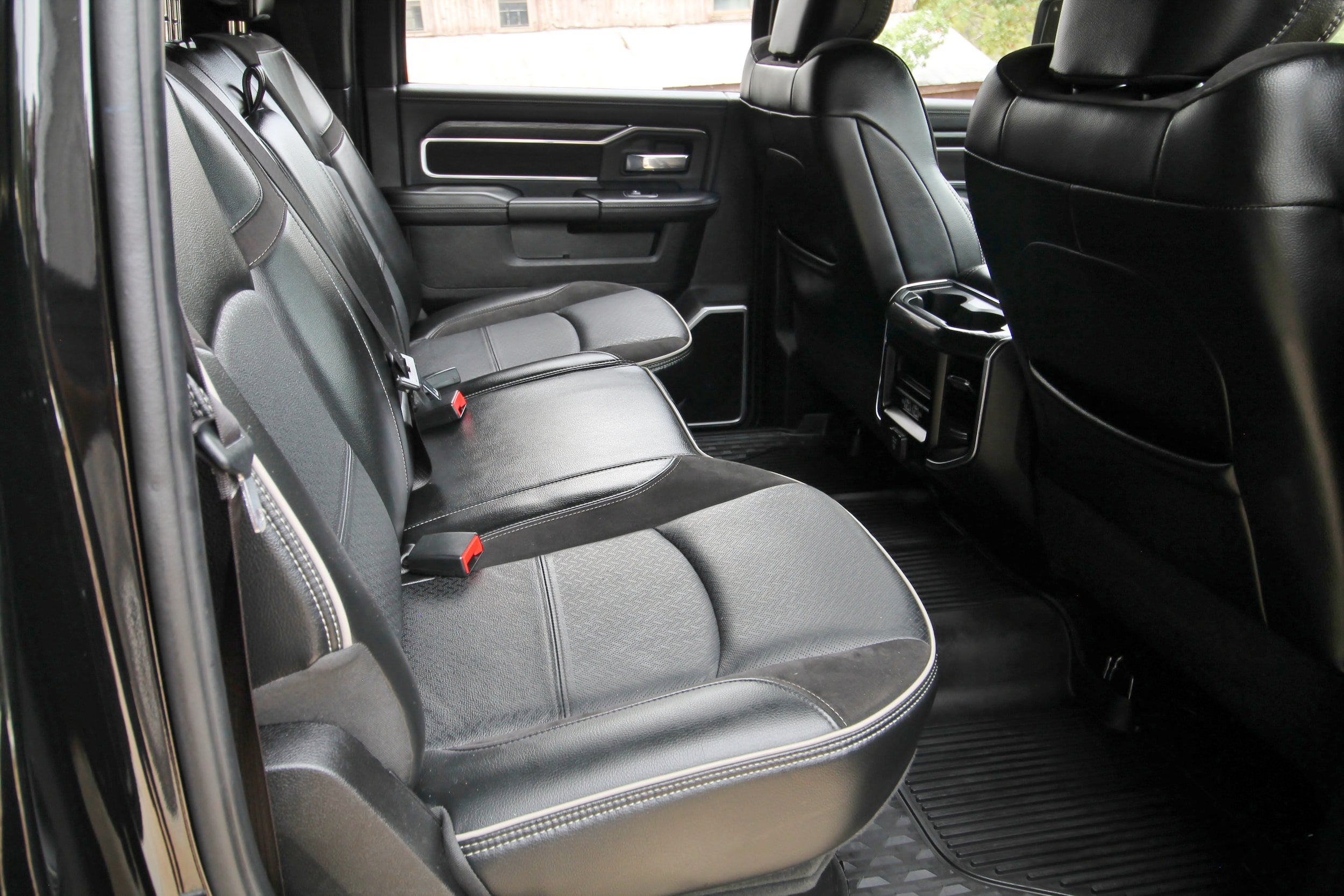 Used 2024 RAM 3500 Laramie w/ Night Edition AWD/4WD image 44