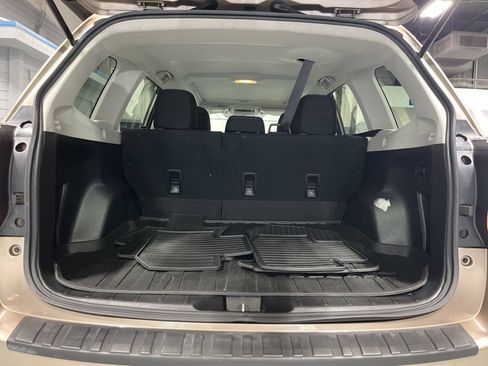 Used 2016 Subaru Forester 2.5i Premium w/ All-Weather Package AWD/4WD image 36
