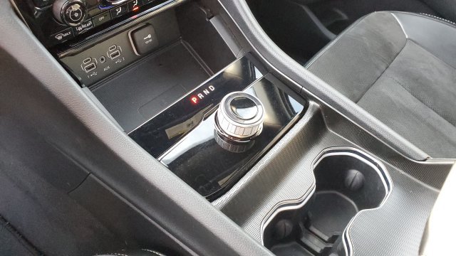 Certified 2024 Jeep Grand Cherokee Altitude AWD/4WD image 16