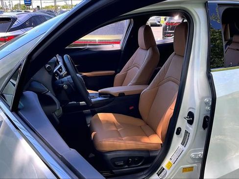 Certified 2026 Lexus UX 300h AWD w/ Accessory Package (2T) image 21