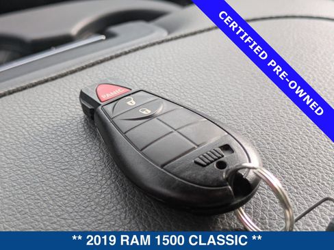 Used 2019 RAM 1500 Express AWD/4WD image 34