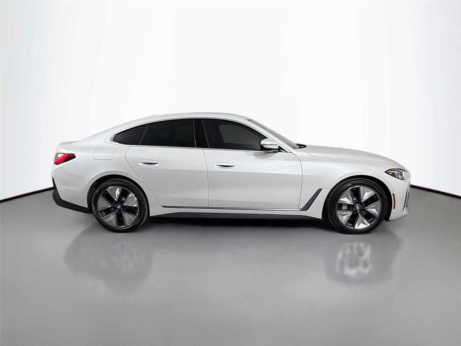 New 2026 BMW i4 xDrive40i w/ Premium Package AWD/4WD image 8