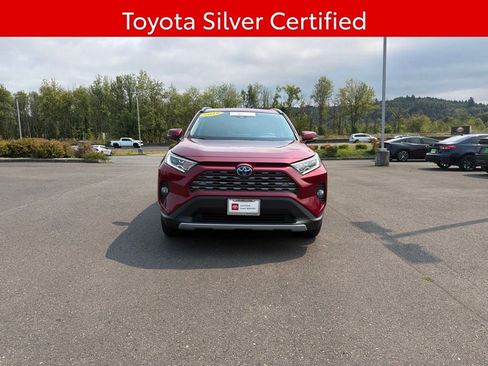 Used 2019 Toyota RAV4 Limited AWD/4WD image 3