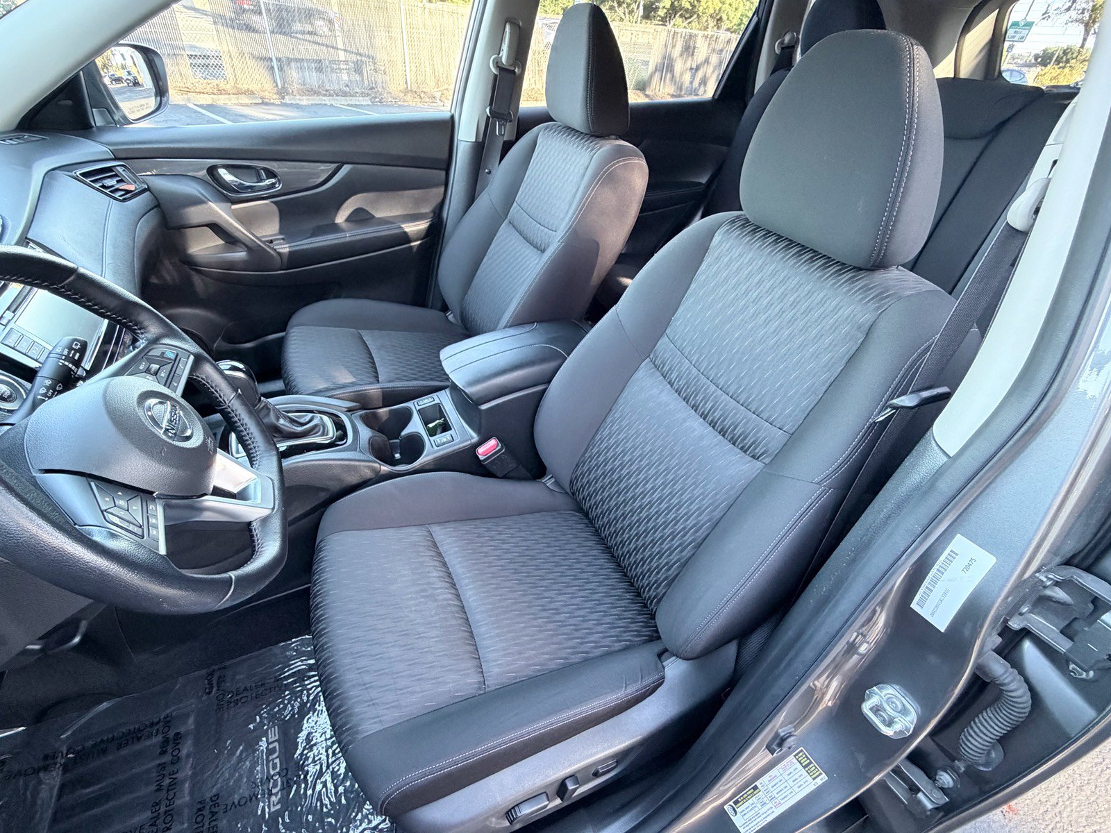 Used 2020 Nissan Rogue SV w/ Premium Package AWD/4WD image 8