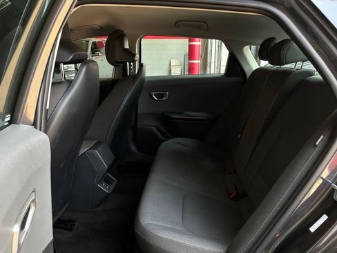 Used 2025 Kia K4 FWD image 11