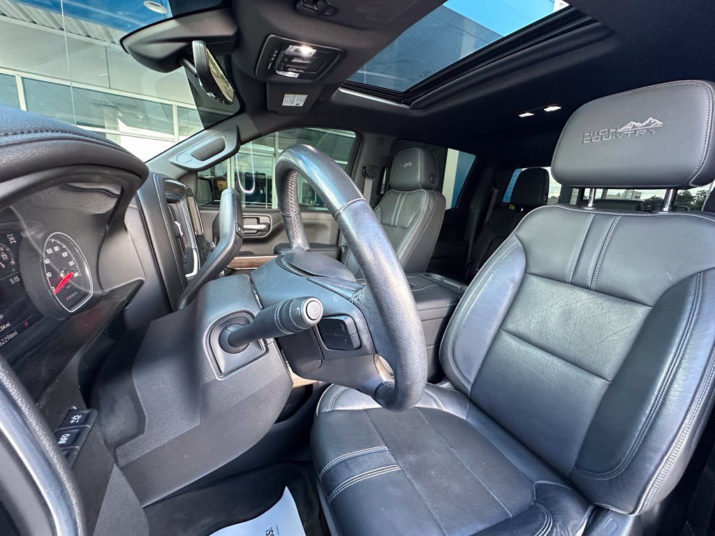 Used 2021 Chevrolet Silverado 1500 High Country w/ Technology Package AWD/4WD image 26