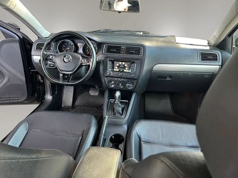 Used 2015 Volkswagen Jetta SE FWD image 8