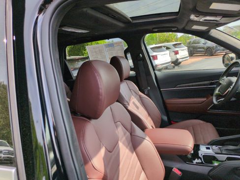 Used 2025 Kia Telluride SX Prestige image 55