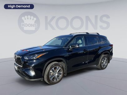 Used 2022 Toyota Highlander XLE