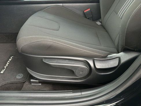 Certified 2024 Hyundai Elantra SEL FWD image 19