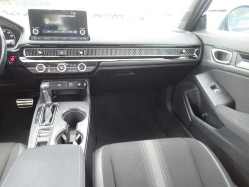 Used 2022 Honda Civic Sport image 14