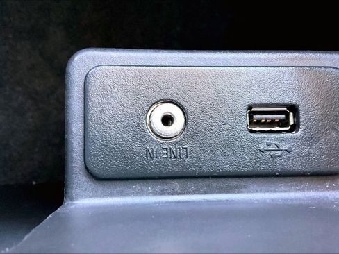 Used 2014 Ford Expedition Limited w/ Equipment Group 301A image 33