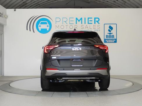 Used 2026 Kia Sportage LX w/ LX Convenience Package FWD image 5