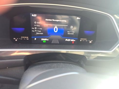 Used 2022 Volkswagen Tiguan SE image 18