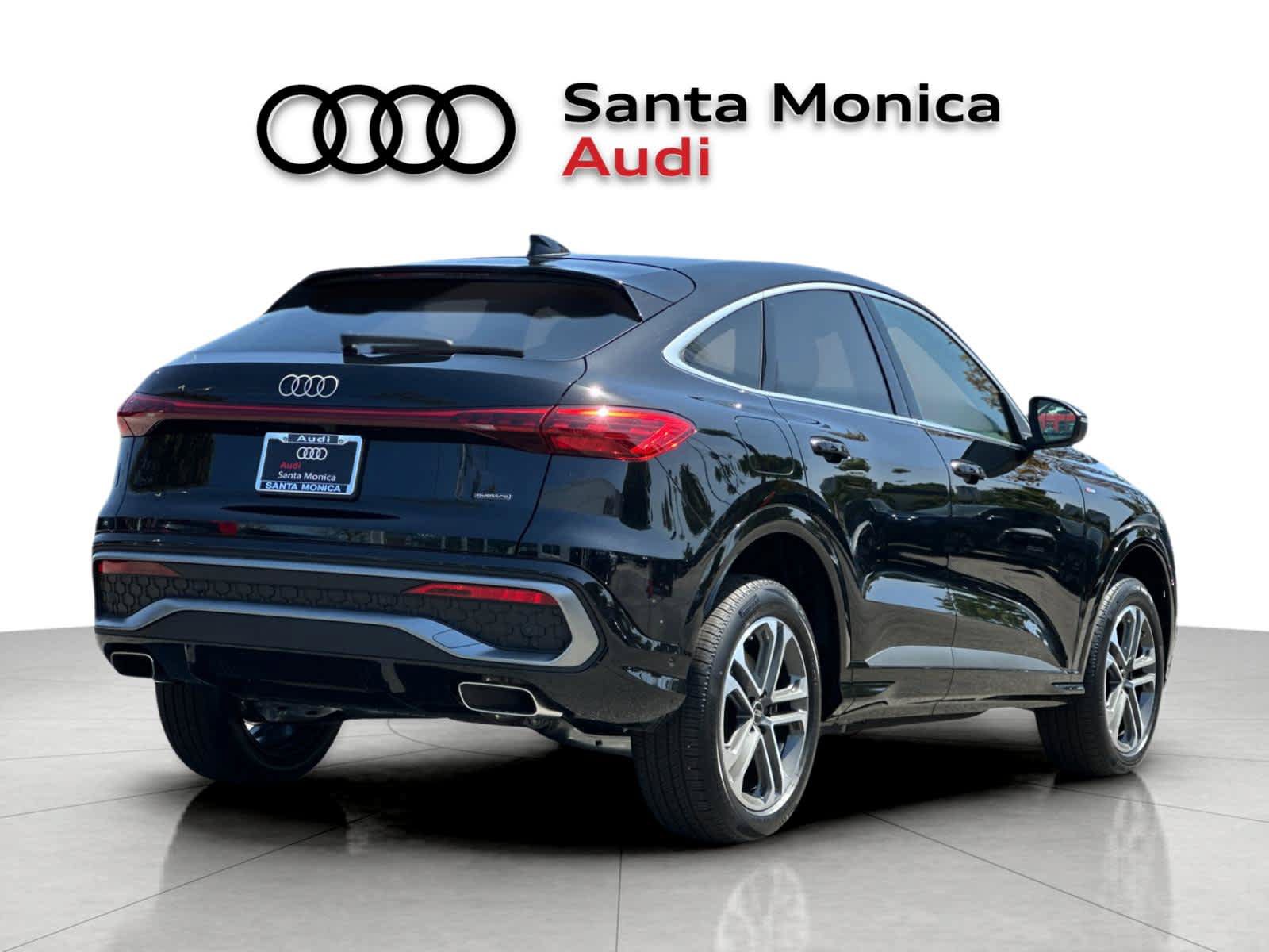 Used 2026 Audi Q5 Premium w/ Convenience Package AWD/4WD image 2