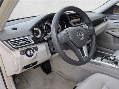 Used 2014 Mercedes-Benz E 350 Sedan image 10