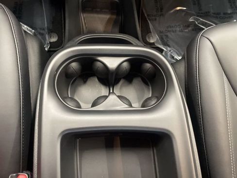 New 2026 Chrysler Pacifica Select image 25