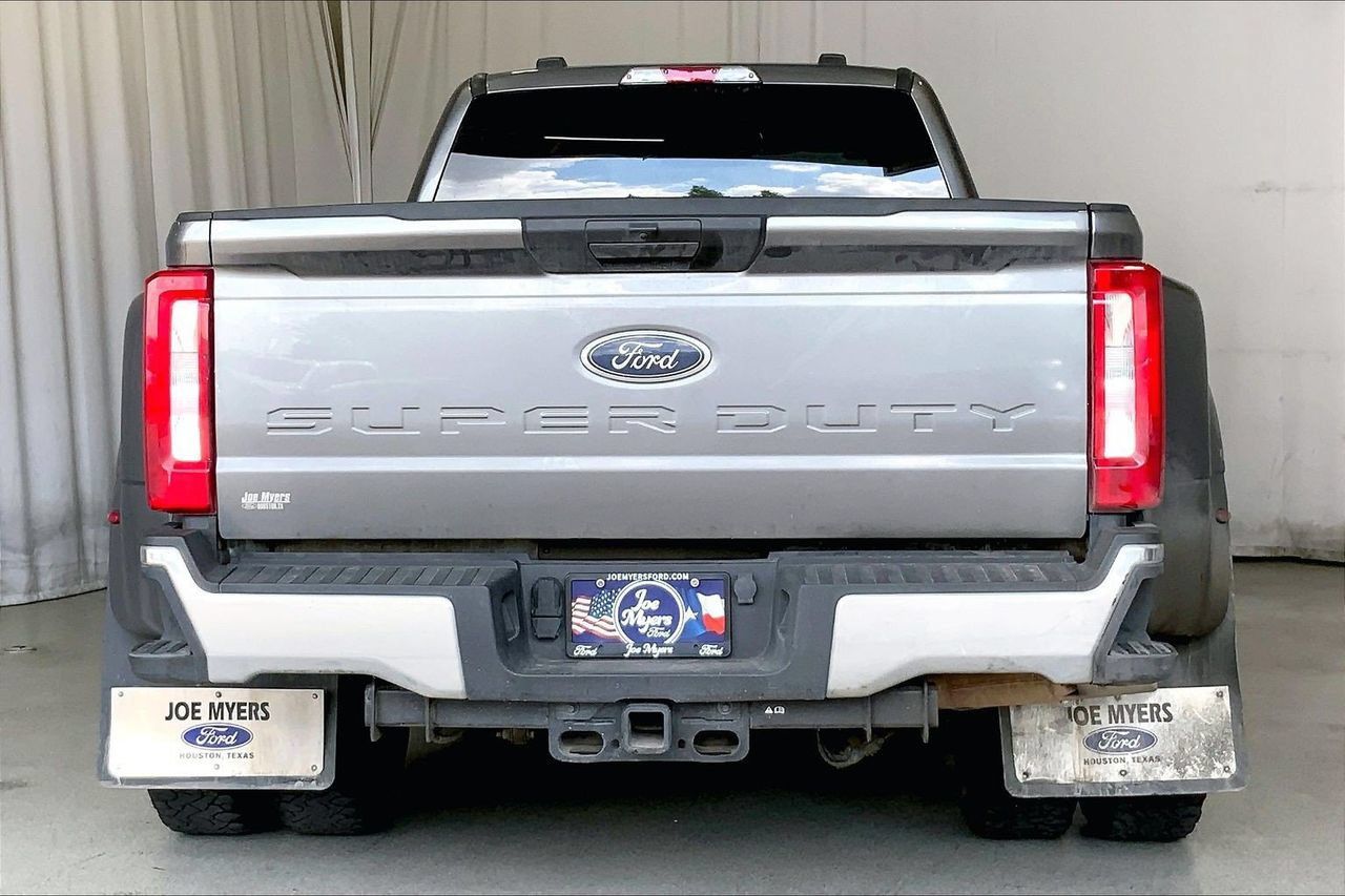 Used 2025 Ford F350 XL AWD/4WD image 4