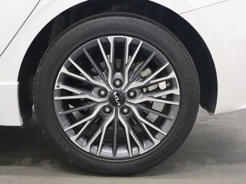 Used 2023 Kia Forte GT-Line w/ GT-Line Technology Package image 43