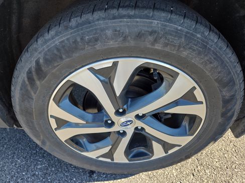 Used 2021 Subaru Outback Limited image 11