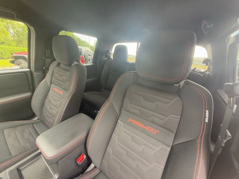 Used 2022 Nissan Frontier PRO-4X w/ Off-Road Protection Package image 24