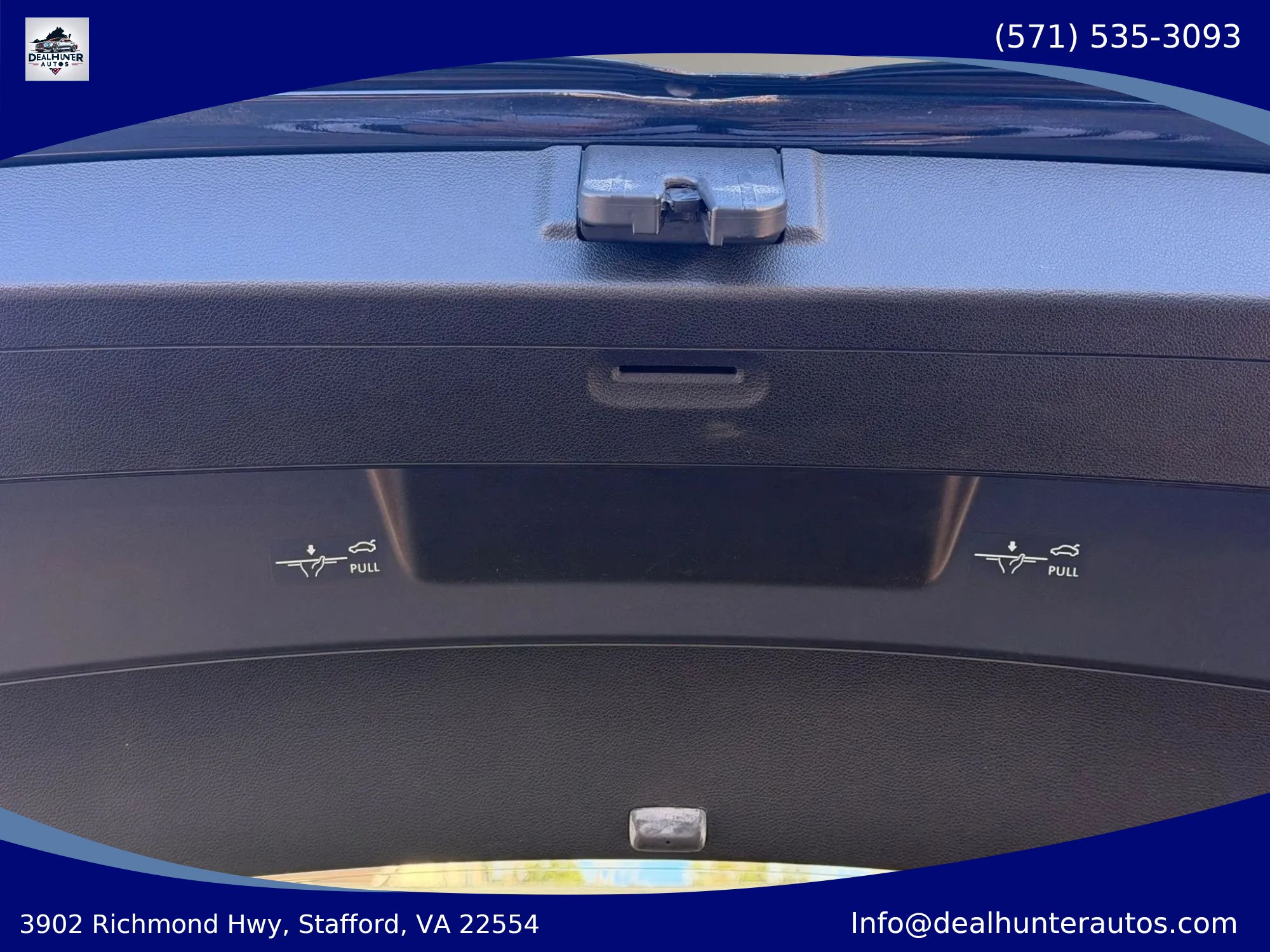 Used 2013 Volkswagen Golf 4-Door AWD/4WD image 8