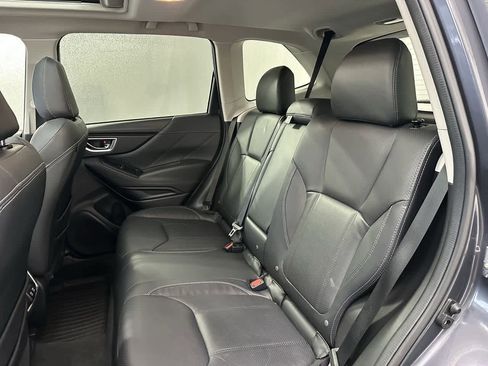 Used 2020 Subaru Forester Limited image 10