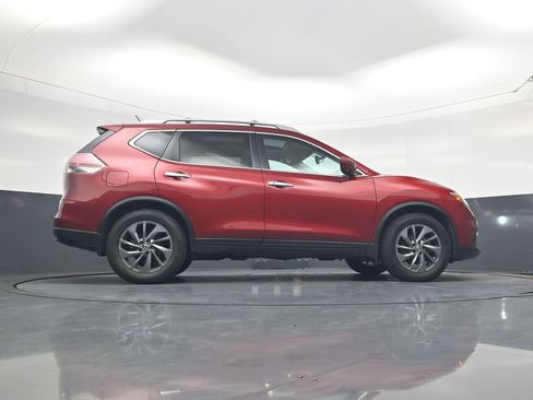 Used 2016 Nissan Rogue SL w/ SL Premium Package image 25