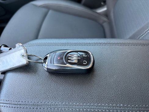 Used 2025 Buick Encore GX Preferred FWD image 20