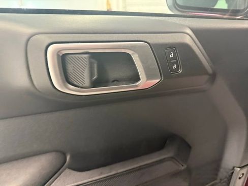 New 2026 Ford Bronco Badlands image 14