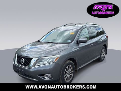 Used 2015 Nissan Pathfinder SV AWD/4WD image 1