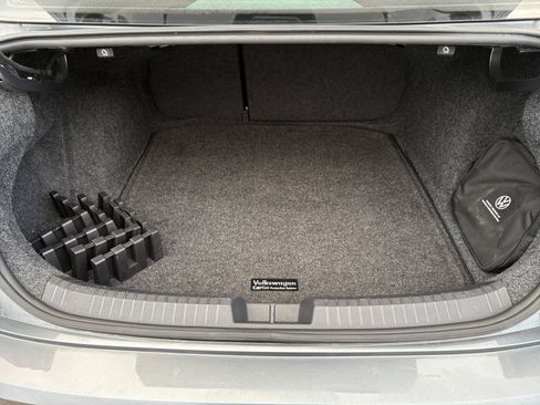 Certified 2021 Volkswagen Jetta S image 12