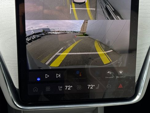 New 2025 Volvo EX90 Ultra image 24