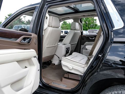 Used 2022 GMC Yukon Denali AWD/4WD image 44