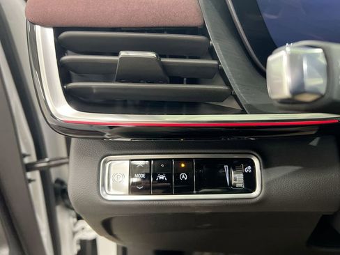 New 2026 Buick Envision Sport Touring AWD/4WD image 19