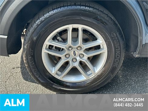 Used 2025 Ford Explorer Active AWD/4WD image 20