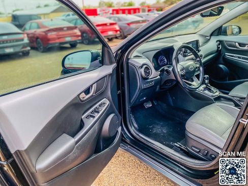 Used 2018 Hyundai Kona Ultimate FWD image 12