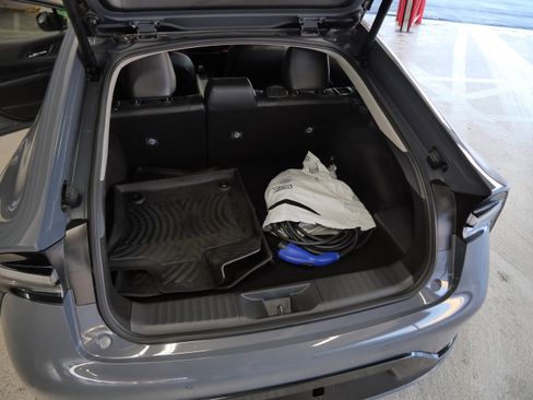 Used 2023 Toyota Prius Prime Premium image 19