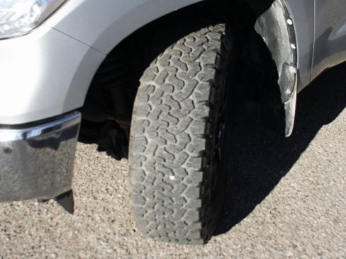 Used 2016 Toyota Tundra SR5 w/ TRD Off Road Package image 44