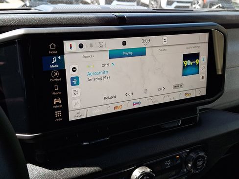 New 2026 Jeep Wrangler Unlimited Sport AWD/4WD image 11