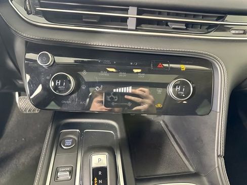 Used 2023 INFINITI QX60 Pure image 23